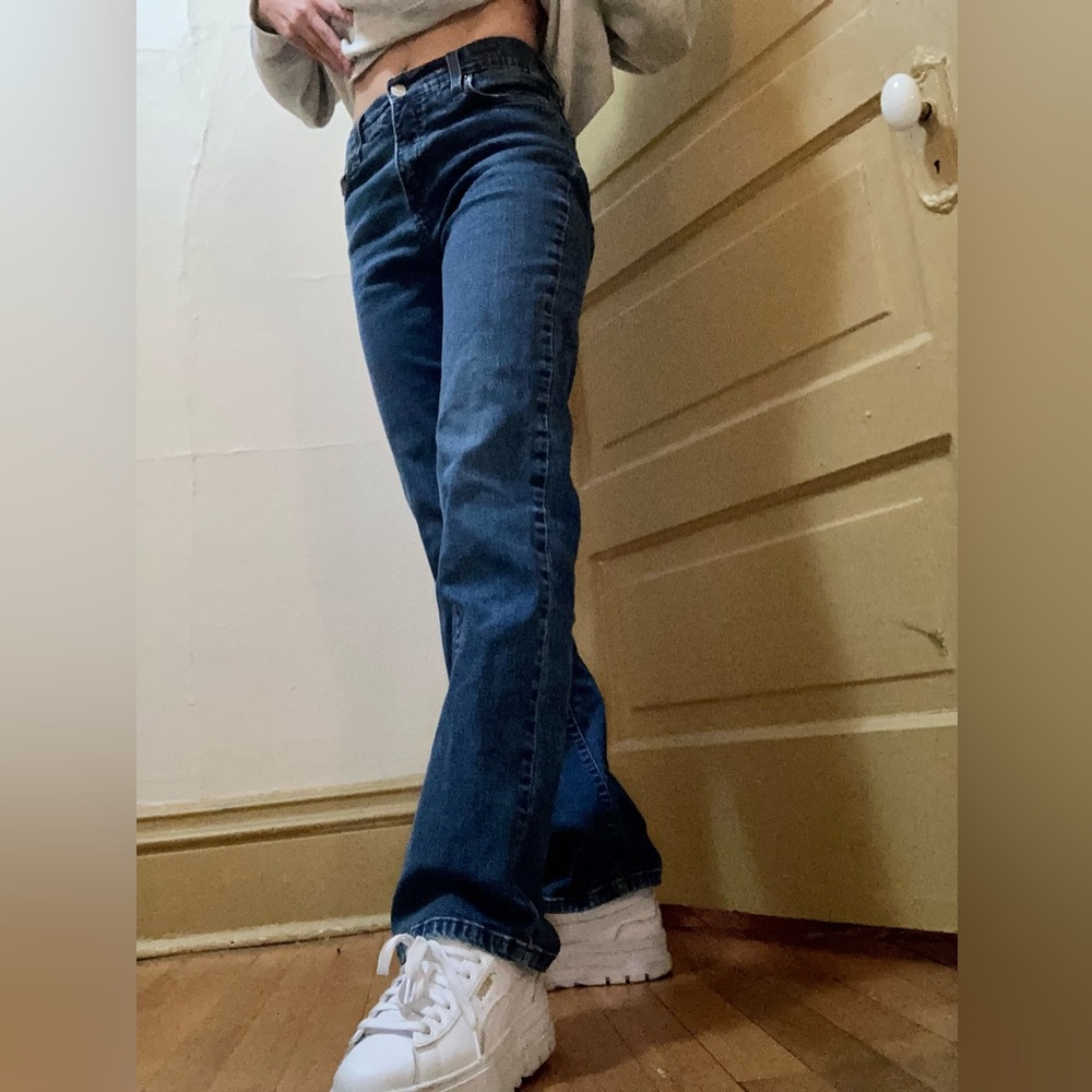 Levi’s 512 Perfectly Slimming Bootcut Jeans
